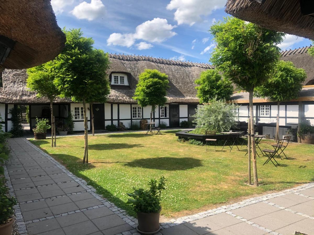 Bed and Breakfast Slangerupgaard Fakse Ladeplads Exterior foto